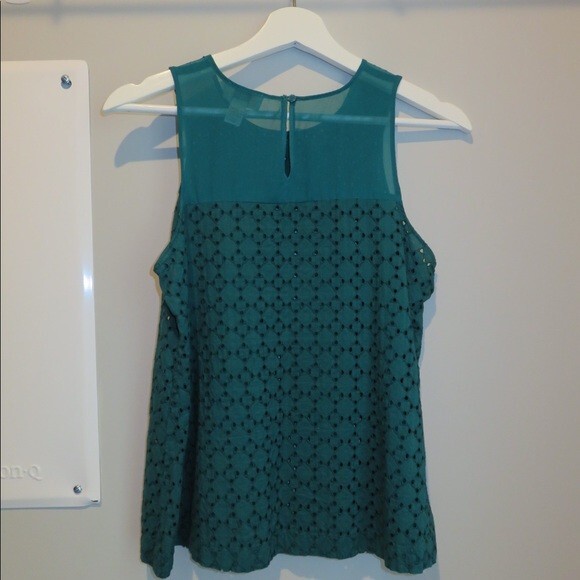 Loft Green Tank Top Jade Eyelet Lace Sleeveless Mesh Keyhole Womens XS - Picture 6 of 6